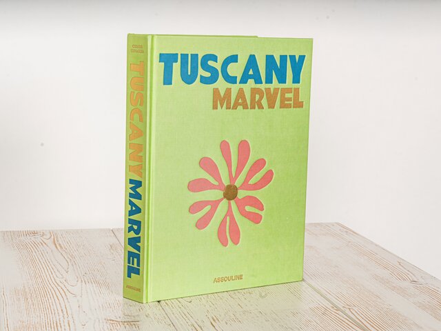 Assouline Coffeetable Travelbook Tuscany Marvel 69111 1