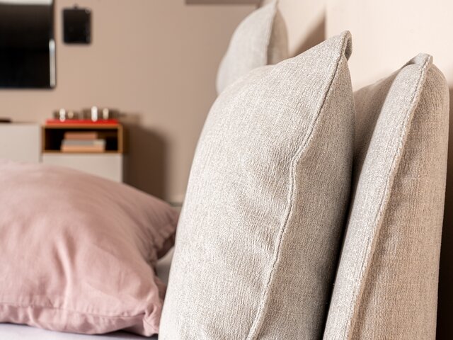 Rolf Benz Doppelbett PINA seidengrau 72684 7