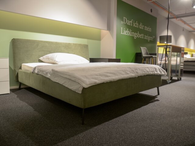 Interliving Polsterbett IL1417 Feincord olive 70555 2