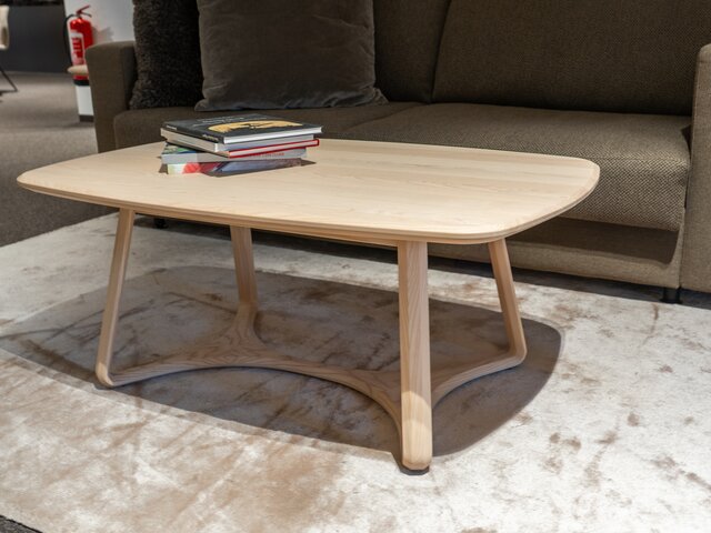 Anrei Couchtisch 32 esche/weiß 67701 2