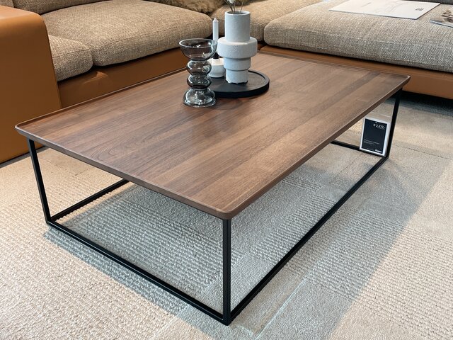 Rolf Benz Couchtisch 934 massiv Nussholz 69688 3