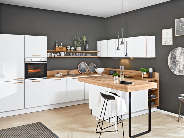 Interliving Einbauküche softmattweiß Vulkaneiche 76795 1