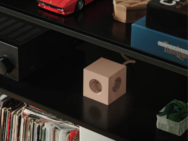 Avolt Mehrfachsteckdose Square 1 New Pink 97644 3