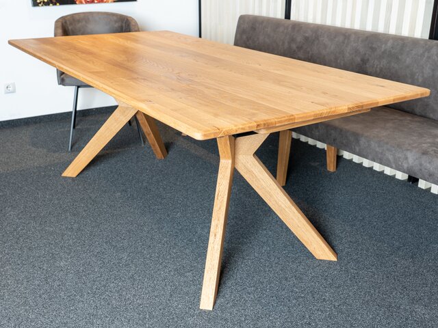 Schösswender Essgruppe LIVING 600/200 risseiche 76692 3