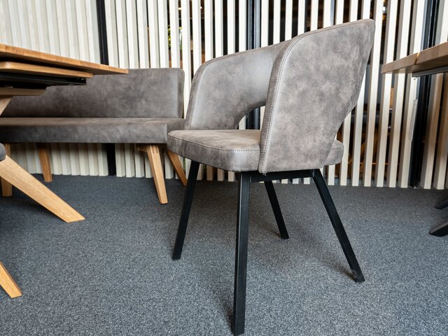 Schösswender Essgruppe LIVING 600/200 risseiche 76692 6