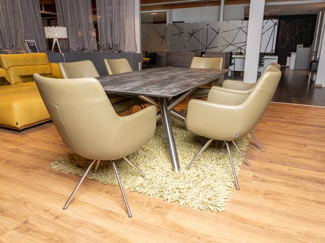 WK Wohnen Tischgruppe 852-3/722-1000 royal 61367 2