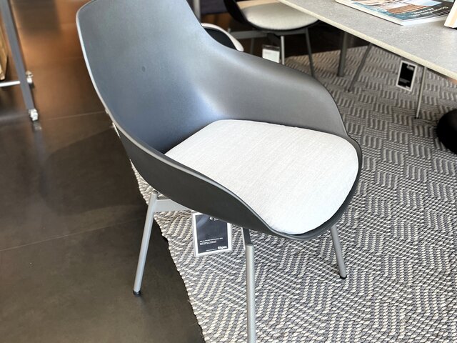 Rolf Benz Outdoor-Stuhl 233 Jua seidengrau 69683 Rolf Benz Outdoor-Stuhl 233 Jua seidengrau 69683