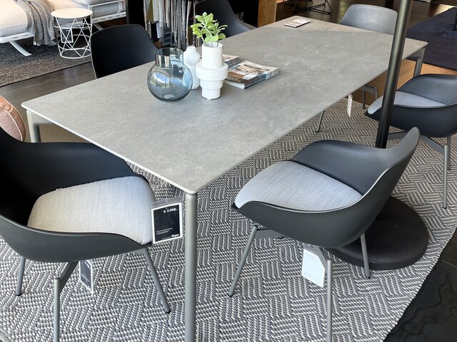 Rolf Benz Outdoor-Esstisch 251-211 Suno anthrazit 70553 1