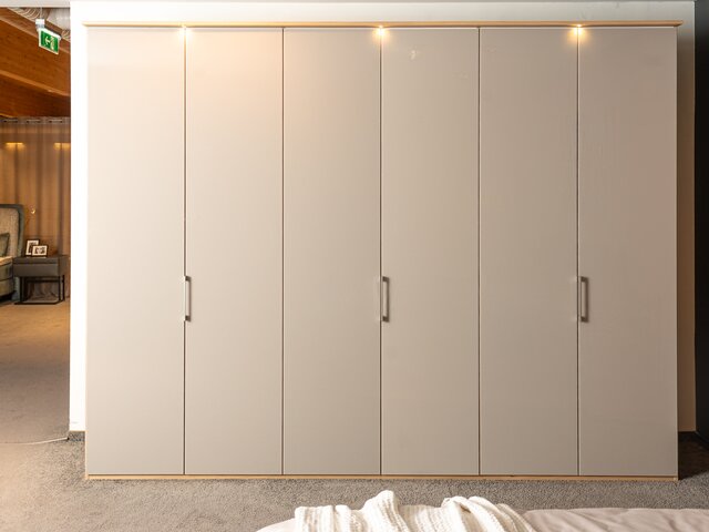 Interliving Kleiderschrank IL 1210 balkeneiche 73367 2