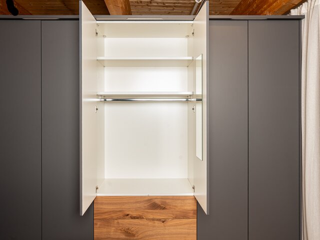 WK Wohnen Kleiderschrank WK107 LUNES schiefergrau 68061 5
