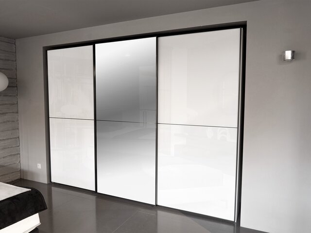 Staud Kleiderschrank SINFONIE PLUS weiß 74138 2
