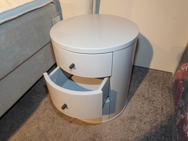 Delux Nachttisch BARREL Polarkiefer grau 73753 5