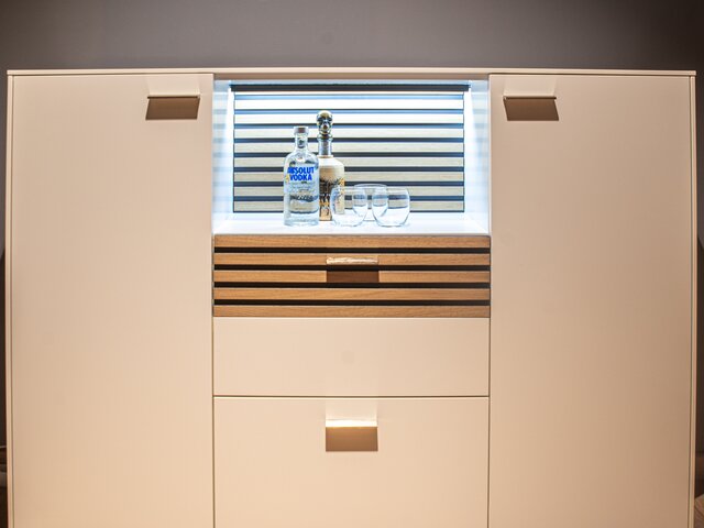 Interliving Highboard IL 2109 polarweiß 67750 2 Interliving Highboard IL 2109 polarweiß 67750 2