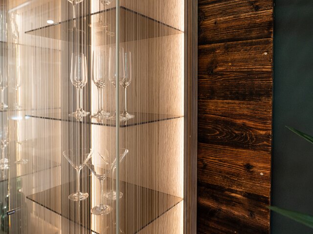 Leonardo Standvitrine LINEA re. kerneiche 73384 9