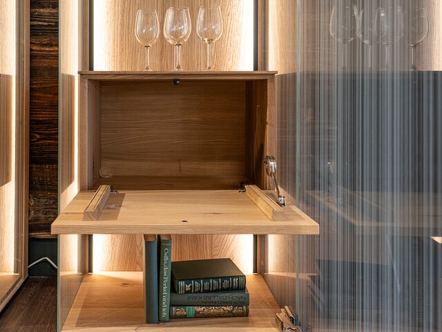 Leonardo Standvitrine LINEA re. kerneiche 73384 7