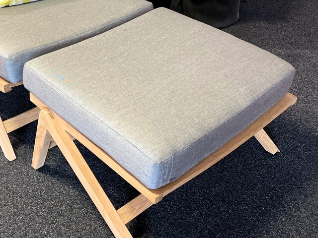 Stern Lounge-Hocker Jackie seidengrau 58815 1