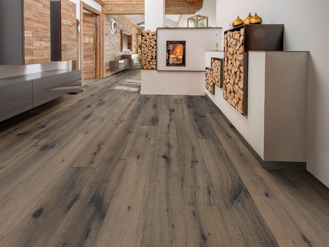 Landhausdiele / Eiche / Rustikal / naturgetrocknet & gesägt & gebürstet / grau geölt 76299 3