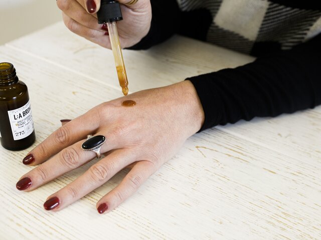 L:A Brucket 273 Verjüngendes Handserum 72377 4