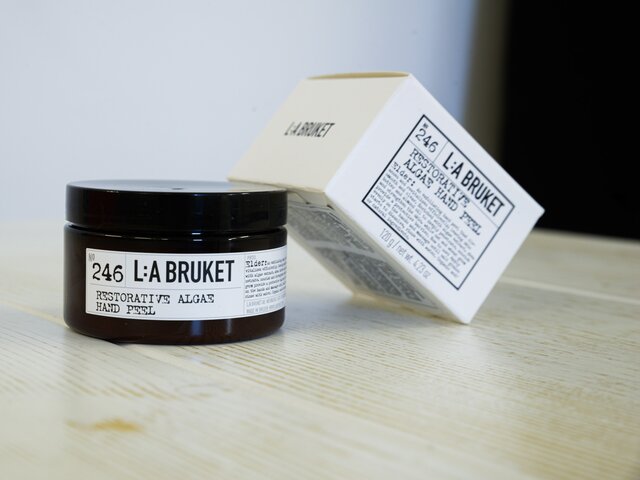 L:A Brucket 246 Handpeeling Algae 72378 2