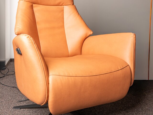 Hjort Knudsen Relaxsessel 8115 cognac 67441 6