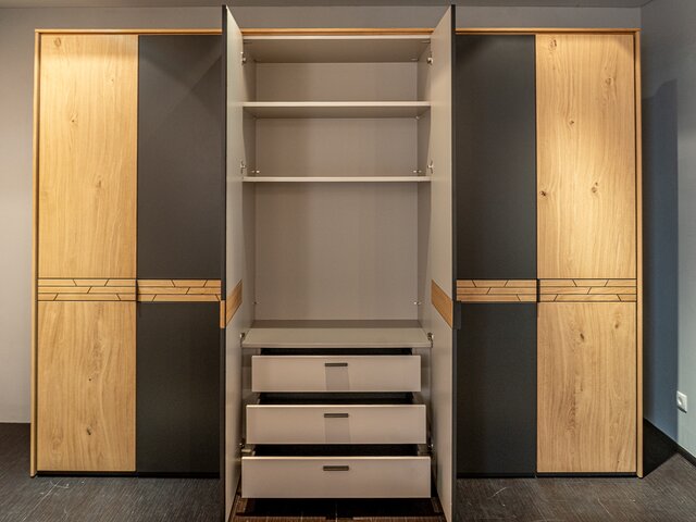 Interliving Schlafzimmer-Set IL 1030  Wildeiche schiefer 73805 11