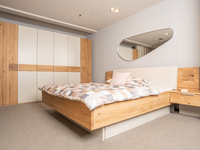 Rauch Schlafzimmer CARANO eiche / champagner 74843 2