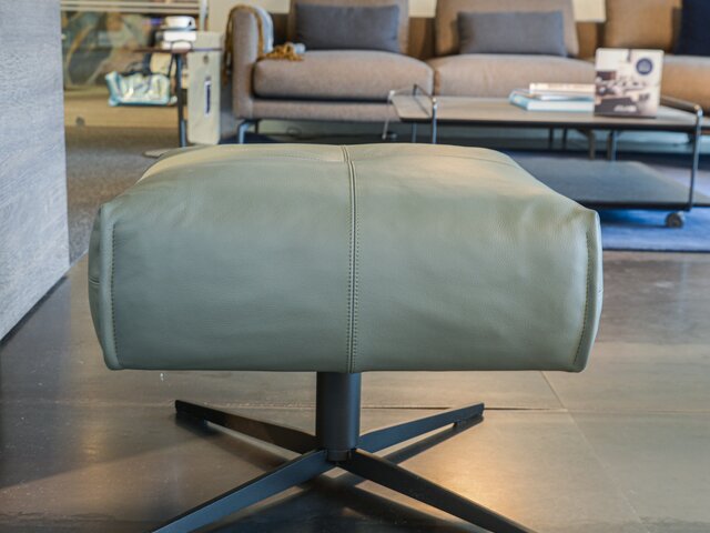 Rolf Benz Loungehocker 50 grüngrau 72331 2 Rolf Benz Loungehocker 50 grüngrau 72331 2