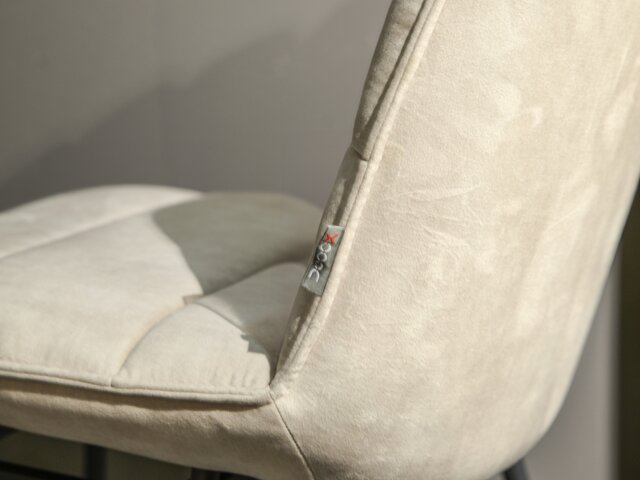 Xooon Stuhl Aurora rob creme 69250 2