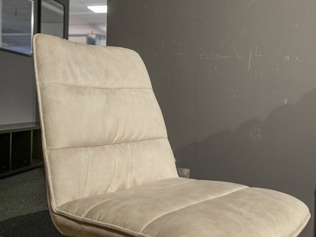 Xooon Stuhl Aurora rob creme 69250 4