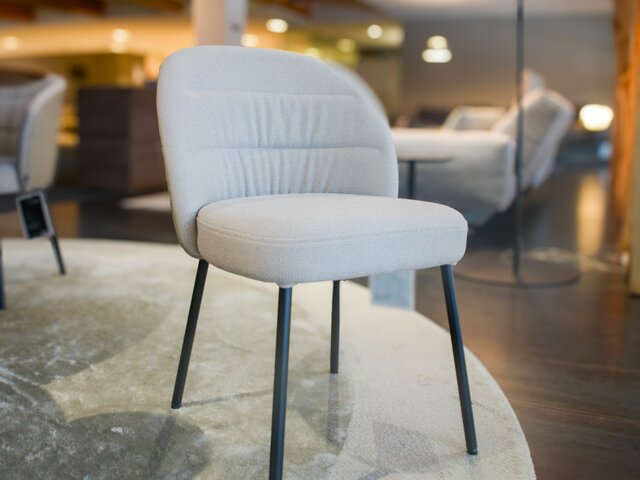 Rolf Benz Stuhl Noa graubeige 69704