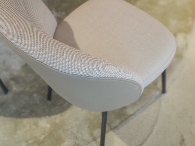 Rolf Benz Stuhl Noa graubeige 69704 4