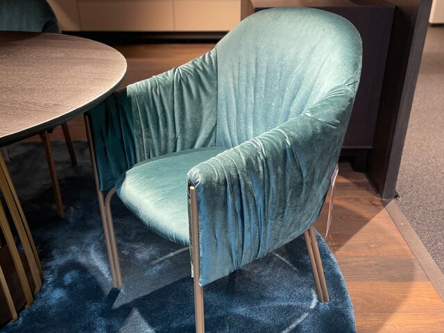 freifrau Armsessel Celine sahco avalon 67432 1