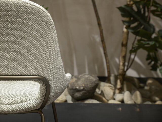 freifrau Armstuhl Theia low sahco safire 71481 5