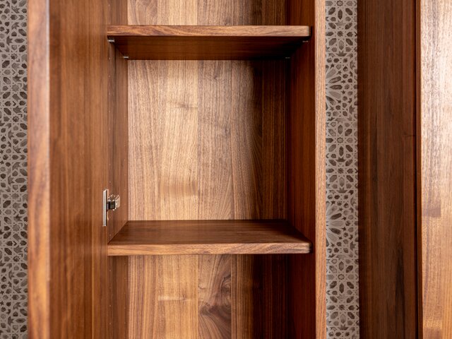 Team 7 Wohnwand CUBUS Nussbaum / schwarz matt 63605 7