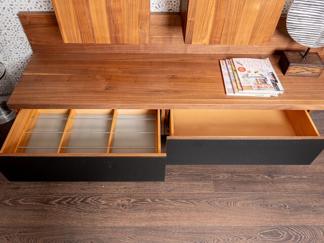 Team 7 Wohnwand CUBUS Nussbaum / schwarz matt 63605 9