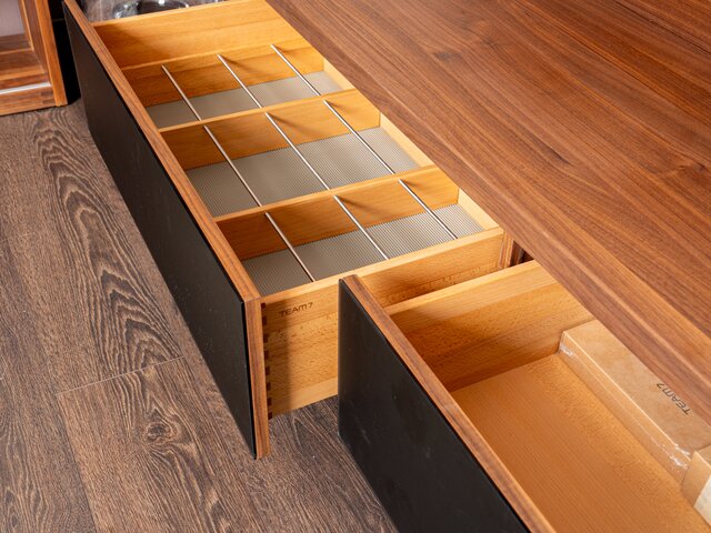 Team 7 Wohnwand CUBUS Nussbaum / schwarz matt 63605 10