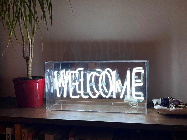 Locomocean Neon-Reklamebox WELCOME white 69670 2 Locomocean Neon-Reklamebox WELCOME white 69670 2