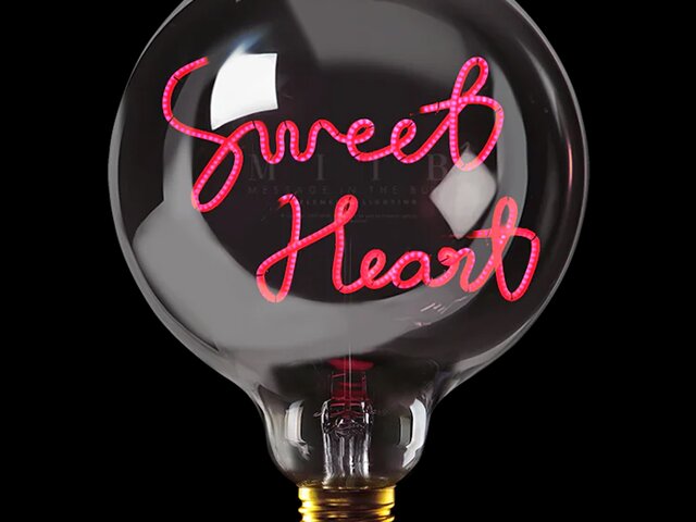 Message-in-the-bulb LED-Textglühbirne Ampoule Sweet Heart 69611 Message-in-the-bulb LED-Textglühbirne Ampoule Sweet Heart 69611