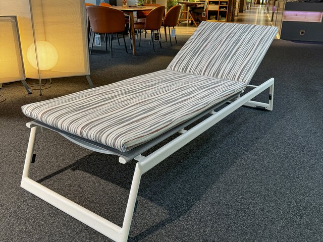 Rolf Benz Liege Yoko Bianco schwarz/weiß 67156