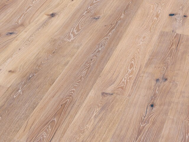 Landhausdiele Eiche / Astig / gekalkt weiß geölt / handbearbeitet gebürstet 75665 2