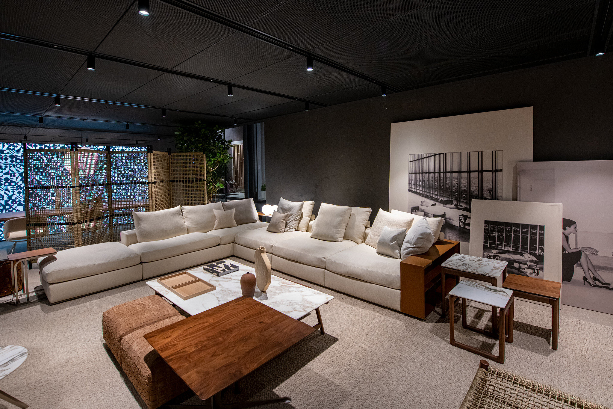 © Courtesy Salone del Mobile.Milano and photo credits: AM Andrea Mariani (@baguray), AR Alessandro Russotti (@barabba_64), DR Diego Ravier (@diegoravier), LF Luca Fiammenghi, RS Ruggiero Scardigno, LM Ludovica Mangini, FR