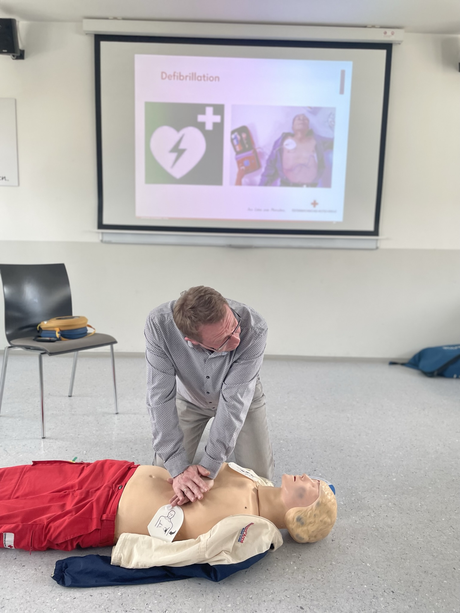 Ersthelfer und Notrufnummern